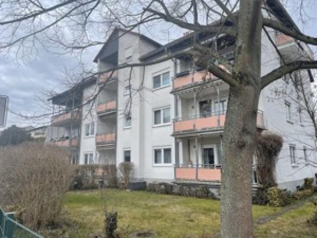 Von Privat - gepflegte 3 Zimmer-Eigentumswohnung zu verkaufen - 1