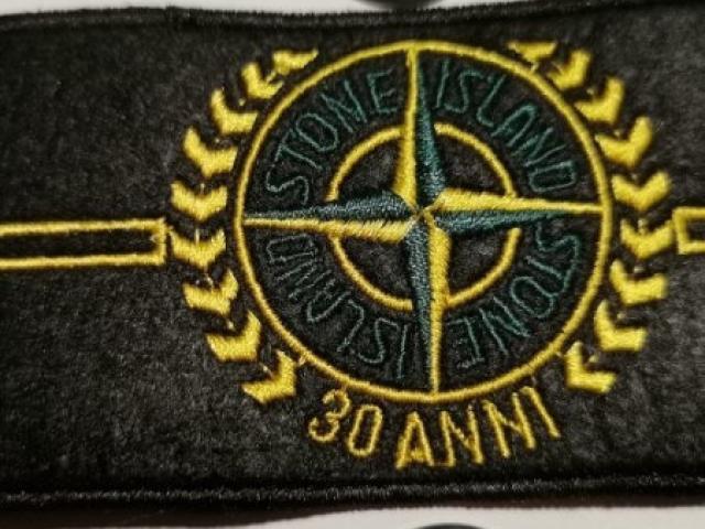 Stone Island Badge Patch Aufnäher Knöpfe Logo Label Tag - 1